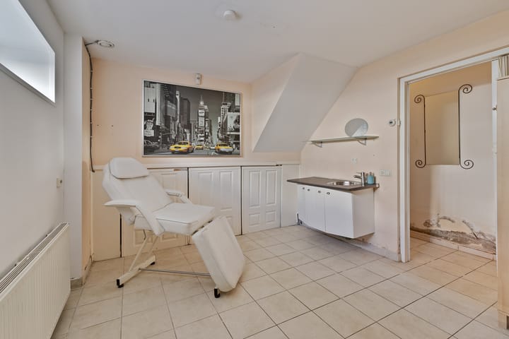 Photo 2 of Pieter van der Werfstraat 110