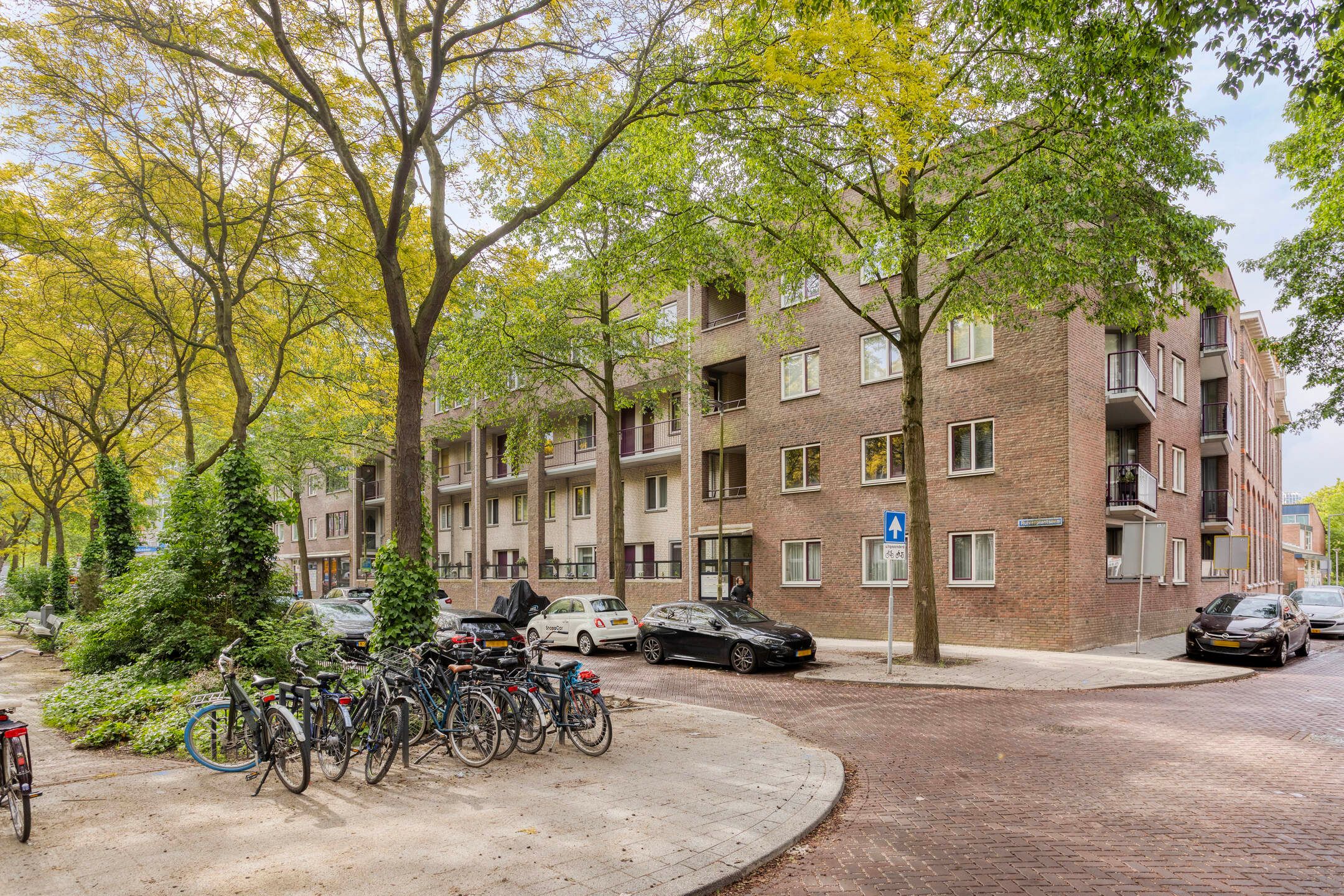 Ruivenplantsoen 28 