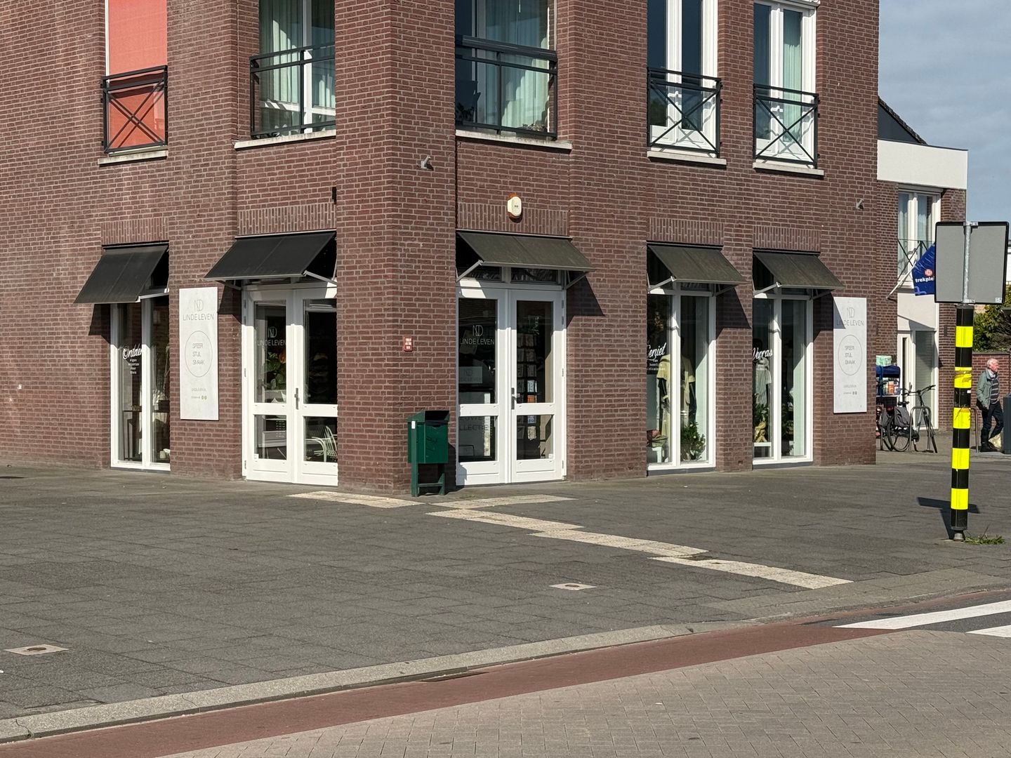 Bekijk foto 2 van Raadhuis 11