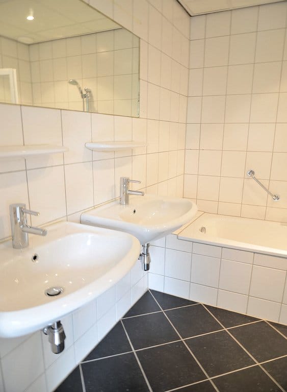 Photo 25 of 's-Lands werf 28