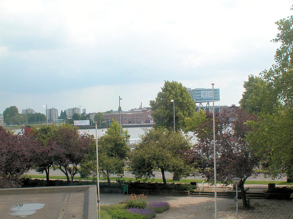 Photo 7 of 's-Lands werf 28