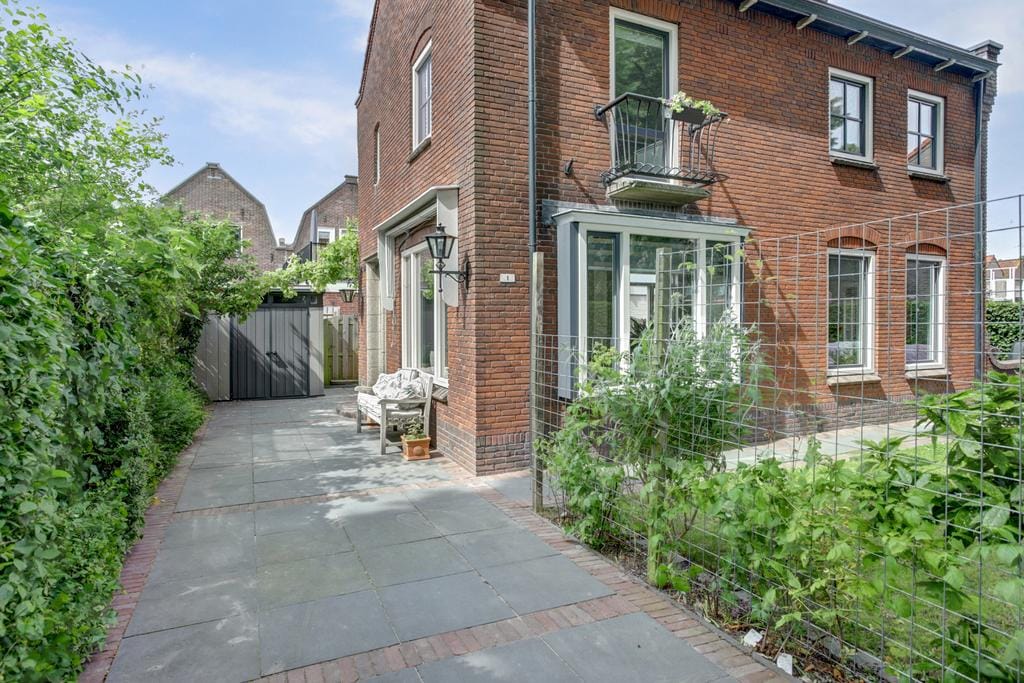 Foto 4 van Commandeur Ravenstraat 1