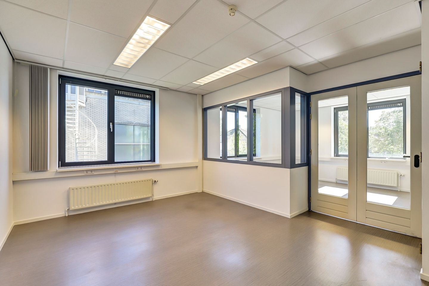 View photo 4 of Aderpolderweg 13