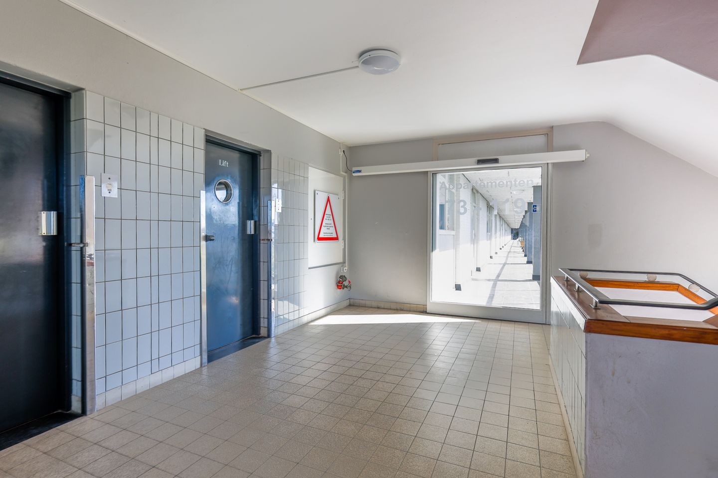 Burg. van Grunsvenplein 117, Heerlen — foto 22