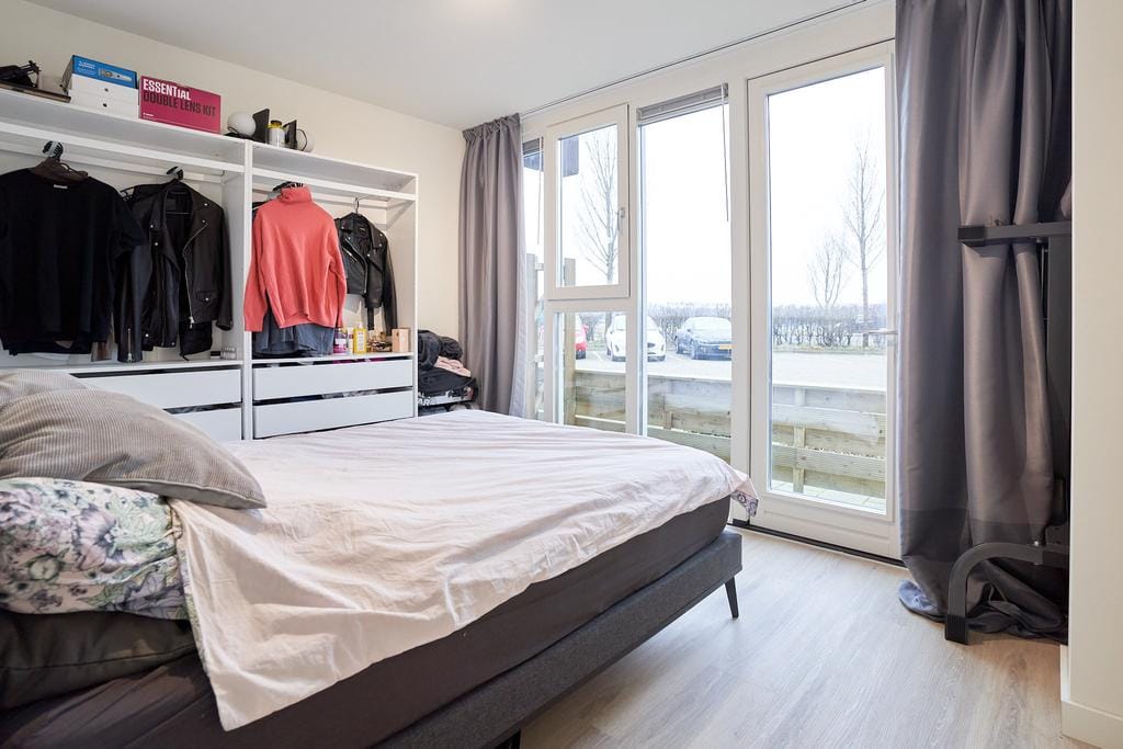 Photo 14 of Victor van Vrieslandstraat 2