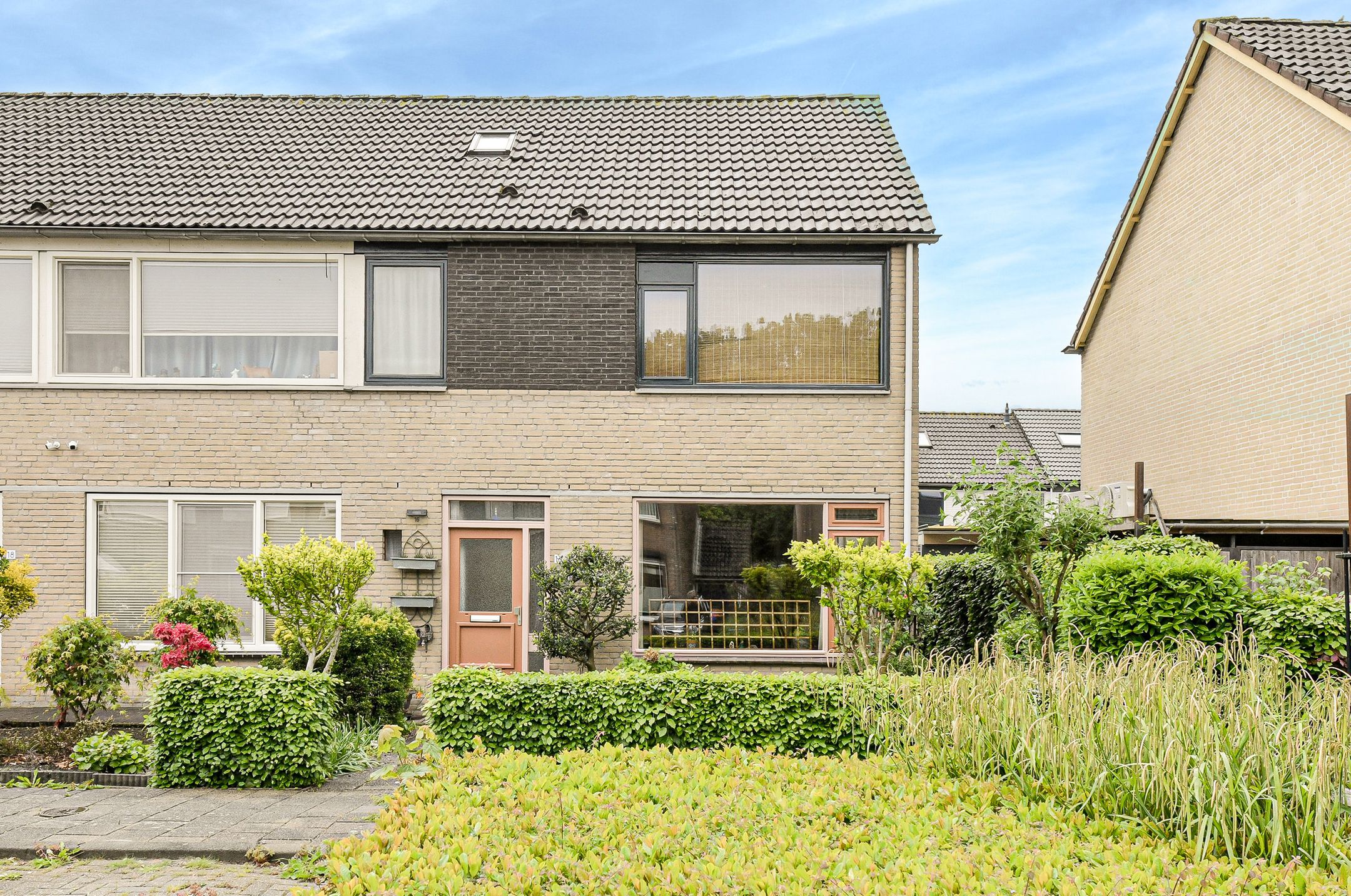 Photo 39 of van Colsterstraat 16