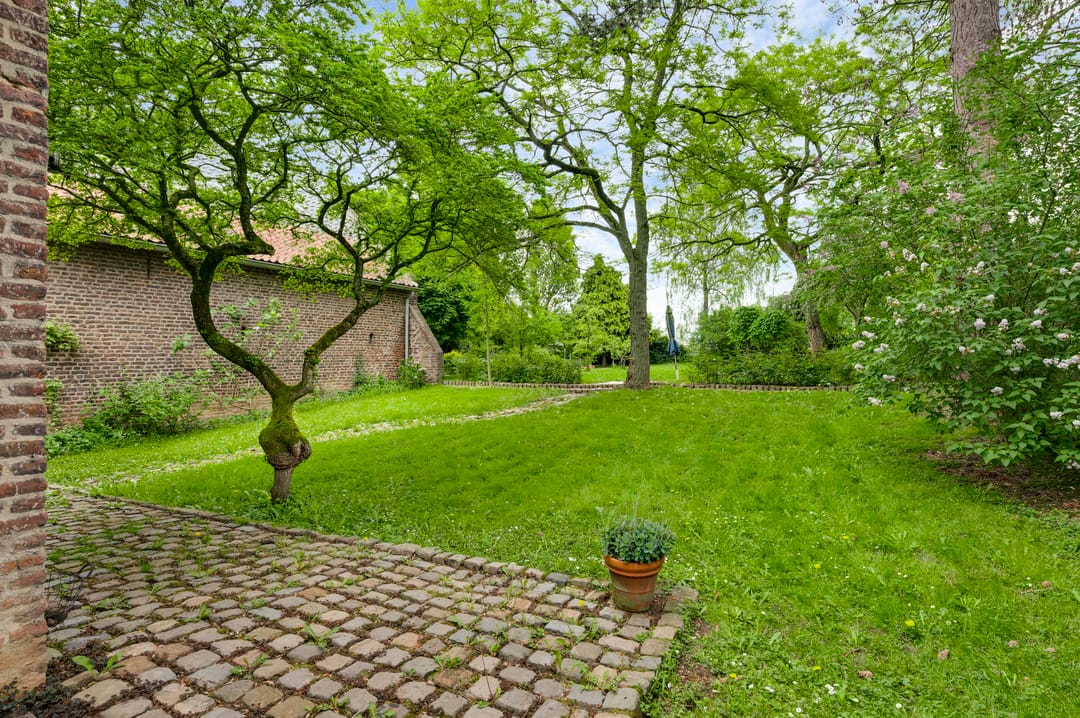 Photo 43 of Pastoor Pinckersstraat 28