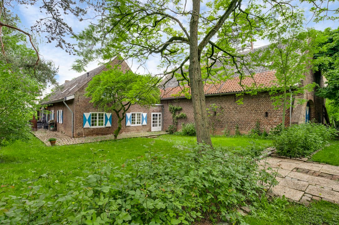 Photo 46 of Pastoor Pinckersstraat 28
