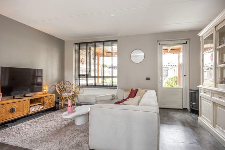 Tussenwoning te koop: Berkenven 5, Enschede