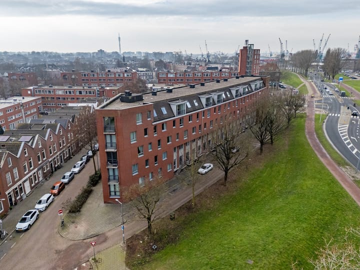 Photo 2 of Dokstraat 37