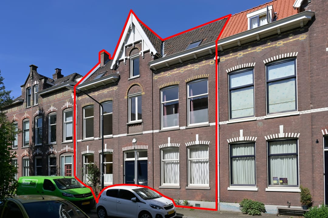 Photo 38 of Koninginnestraat 29