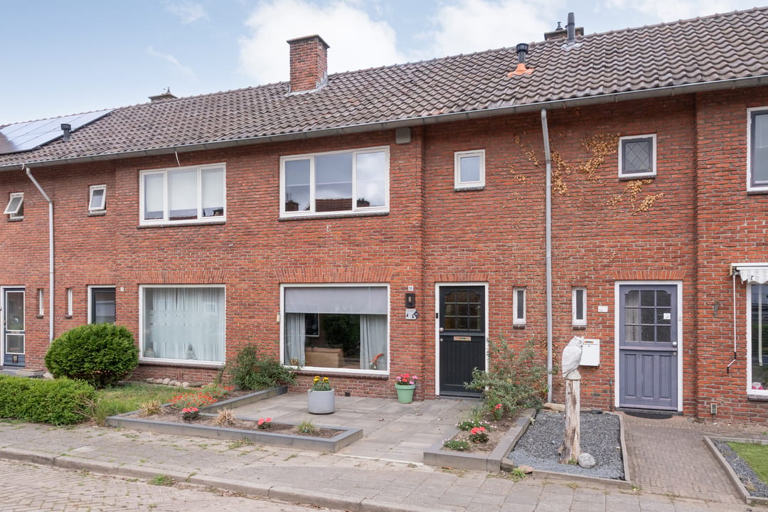 Photo 1 of Laurens Alma Tademastraat 10