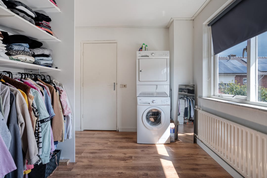 Photo 13 of Laurens Alma Tademastraat 10