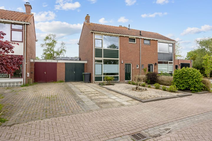 Foto 5 van M H Trompstraat 3