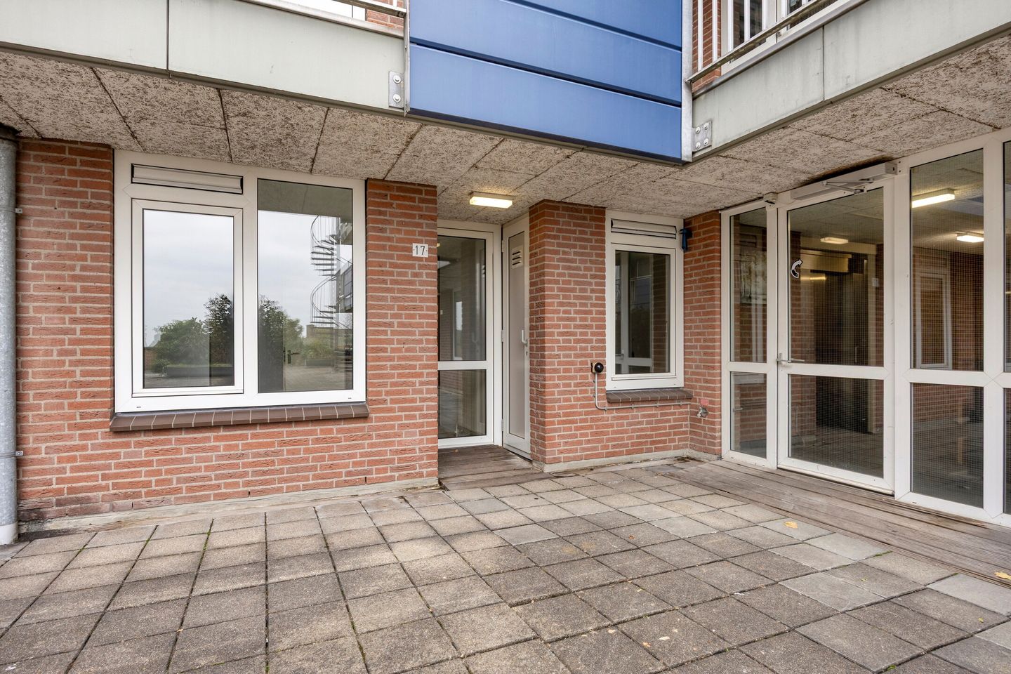 Photo 5 of Plantsoenstraat 17