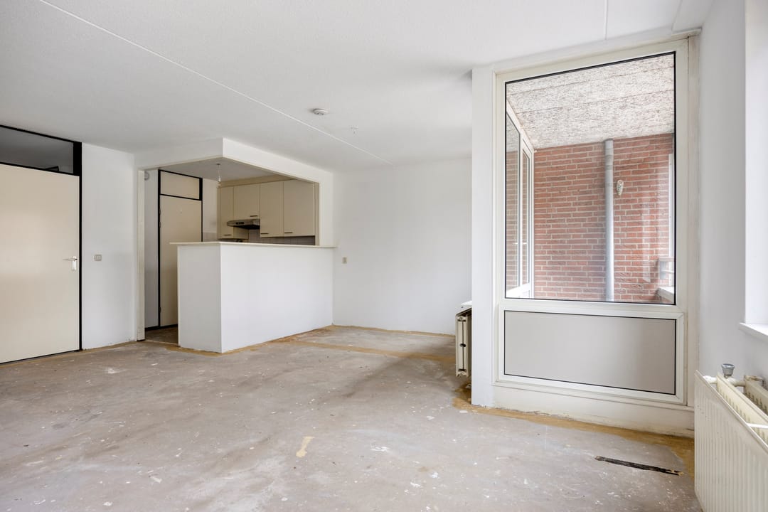 Photo 13 of Plantsoenstraat 17