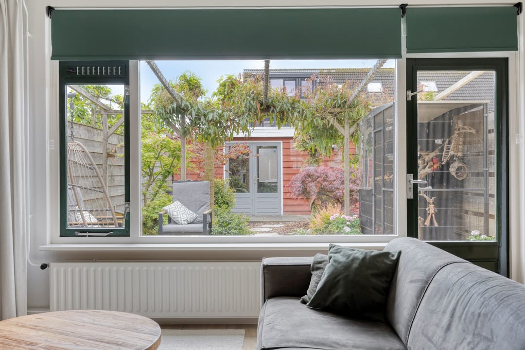 Well-maintained spacious terraced house in Zeewolde South with 4 bedrooms — 11