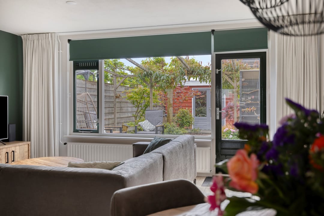 Well-maintained spacious terraced house in Zeewolde South with 4 bedrooms — 17