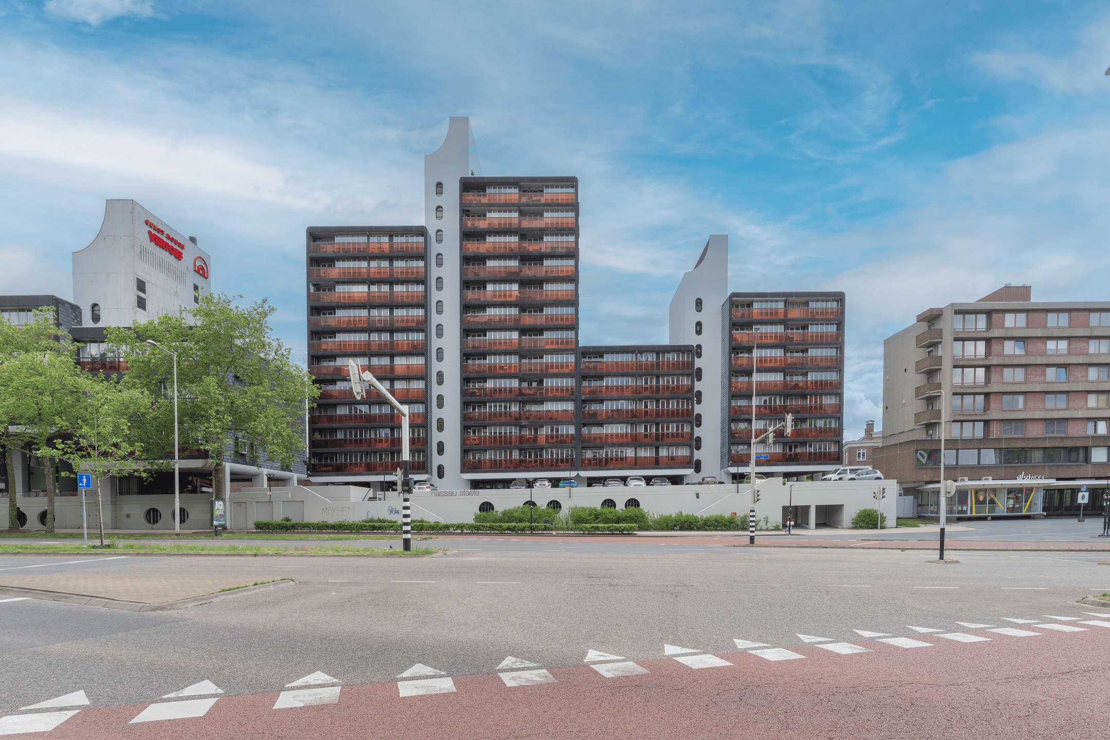 Burg. Hustinxstraat 294 