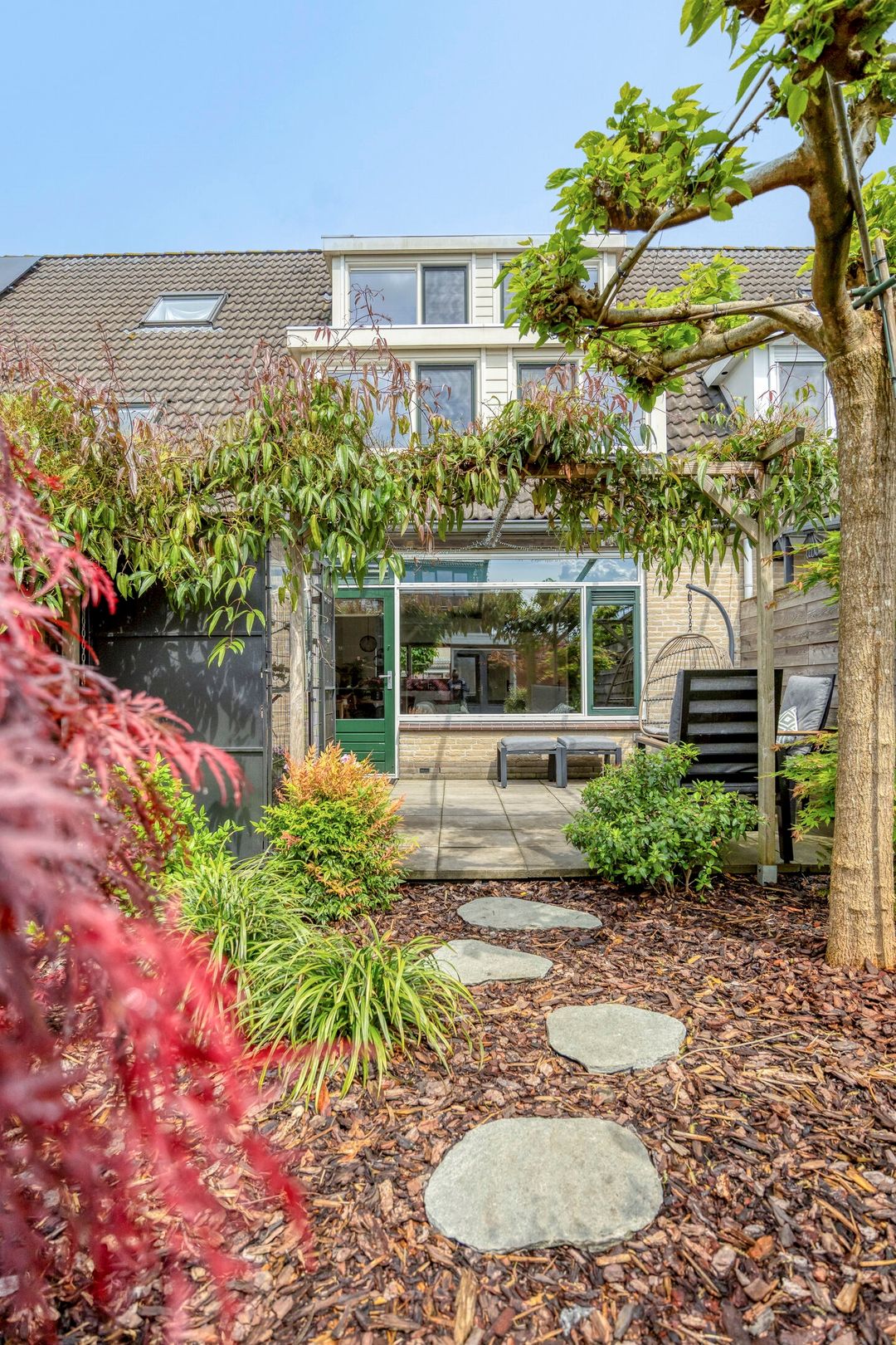 Well-maintained spacious terraced house in Zeewolde South with 4 bedrooms — 41