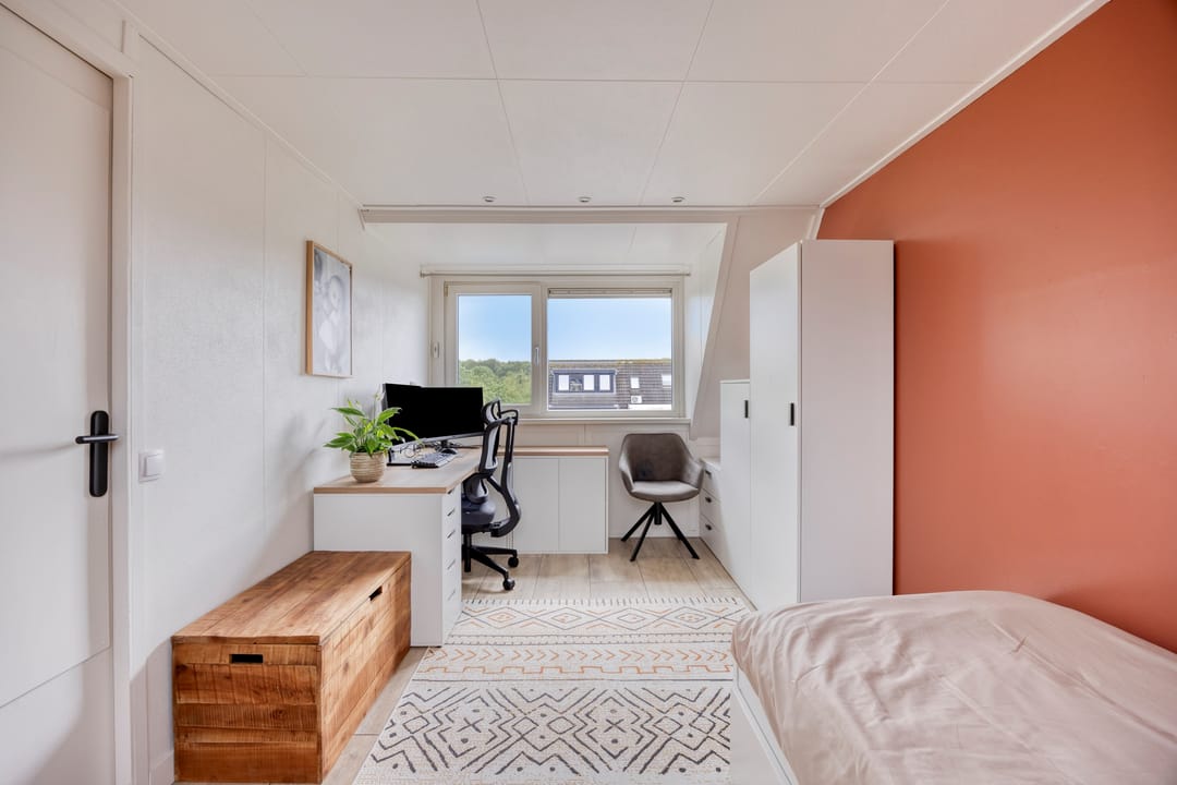 Well-maintained spacious terraced house in Zeewolde South with 4 bedrooms — 31