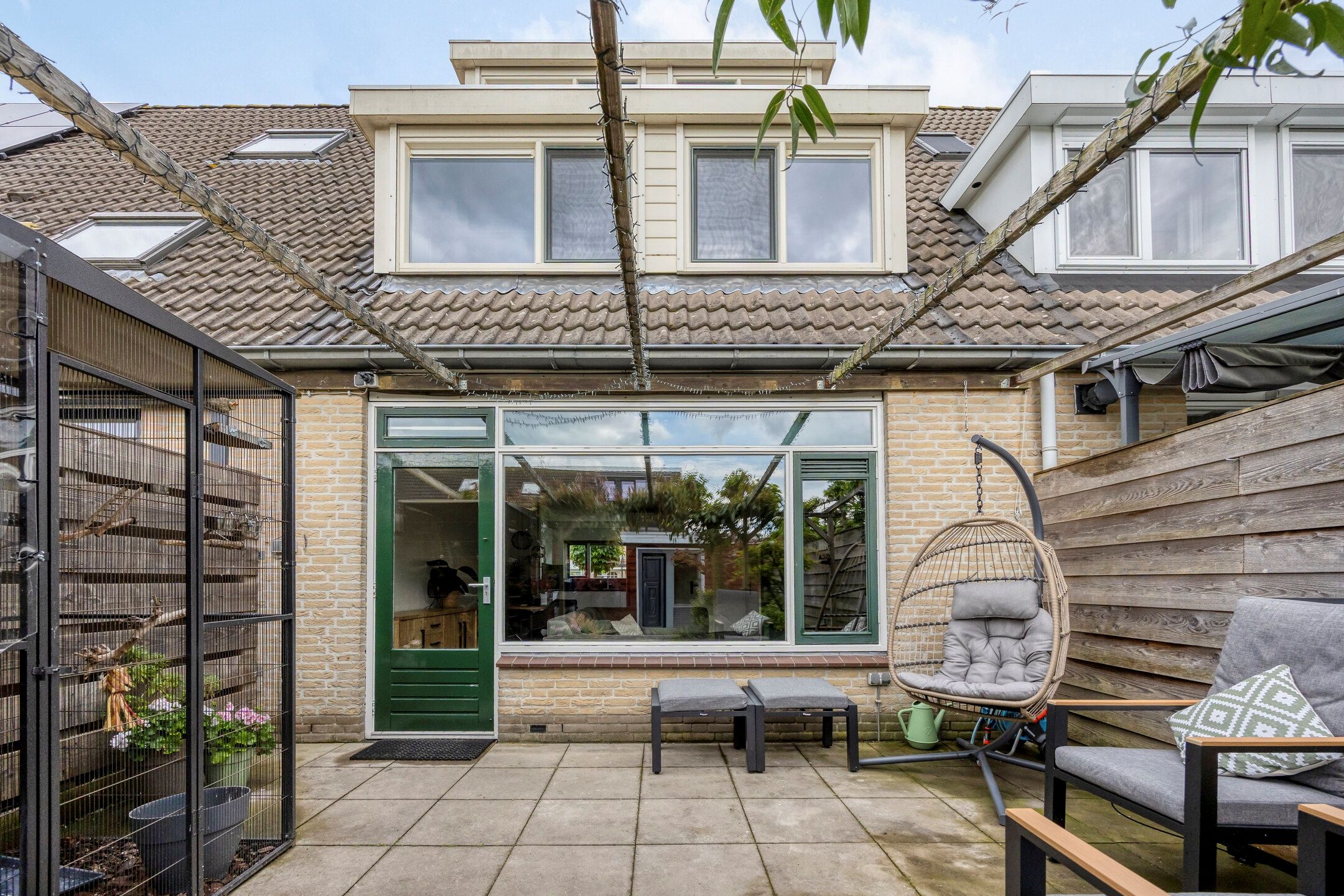 Well-maintained spacious terraced house in Zeewolde South with 4 bedrooms — 36