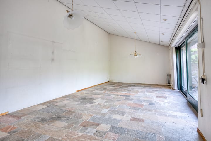 Photo 4 of Rosa Spierstraat 38