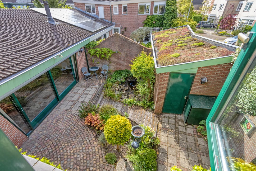 Photo 22 of Rosa Spierstraat 38