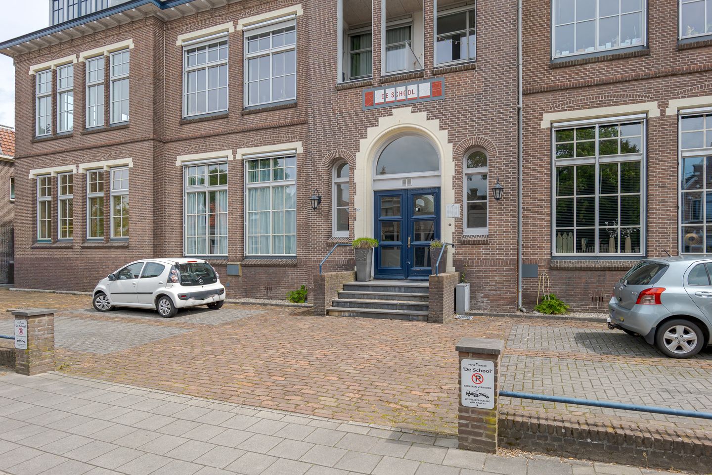 Photo 49 of Catharinastraat 17-21