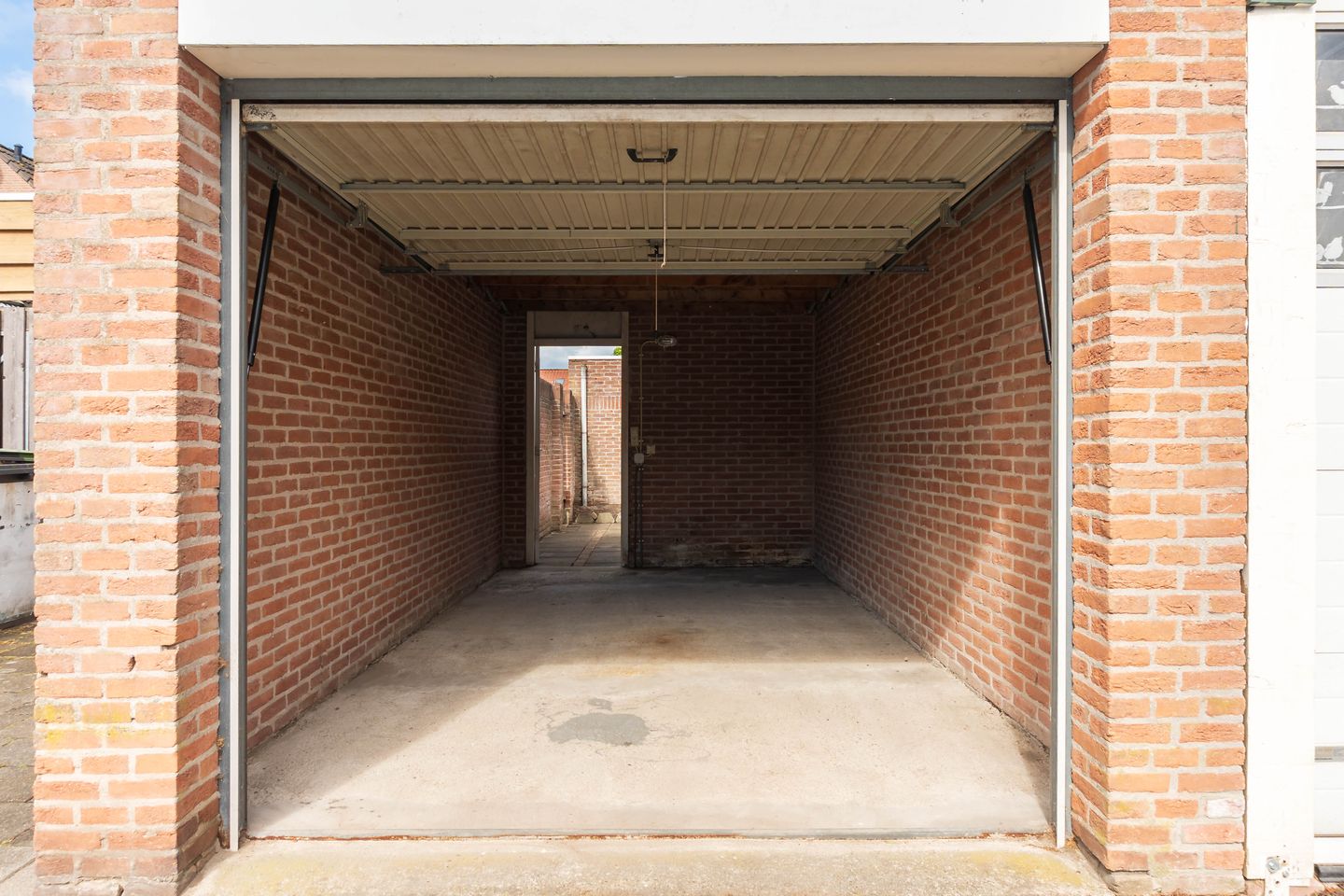 Foto 4 van Drongelenhof 8