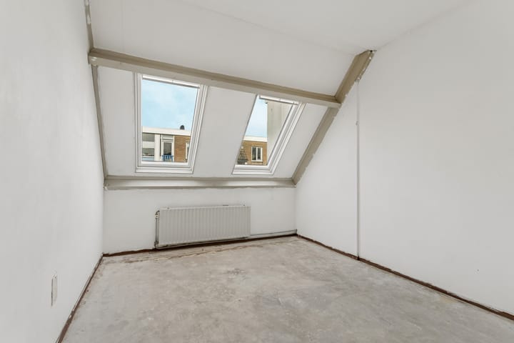 Photo 5 of Pieter Nieuwlandstraat 72-D
