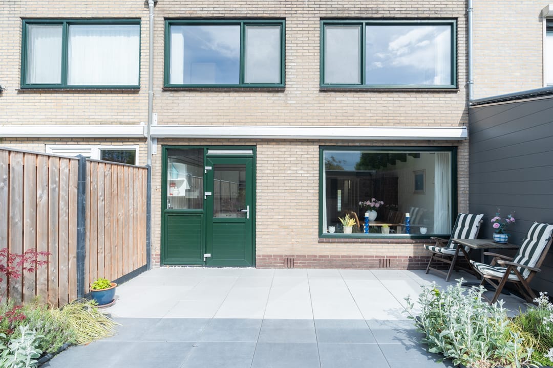 Photo 38 of Van den Berghlaan 547