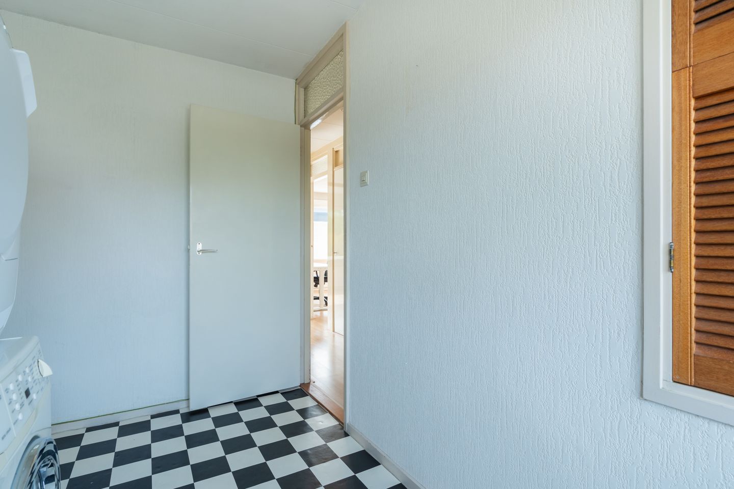 Photo 35 of Van den Berghlaan 547