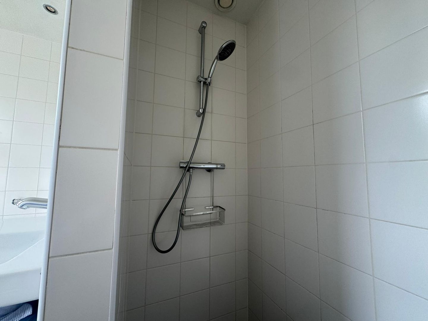 Photo 10 of Van de Veldestraat 4-B