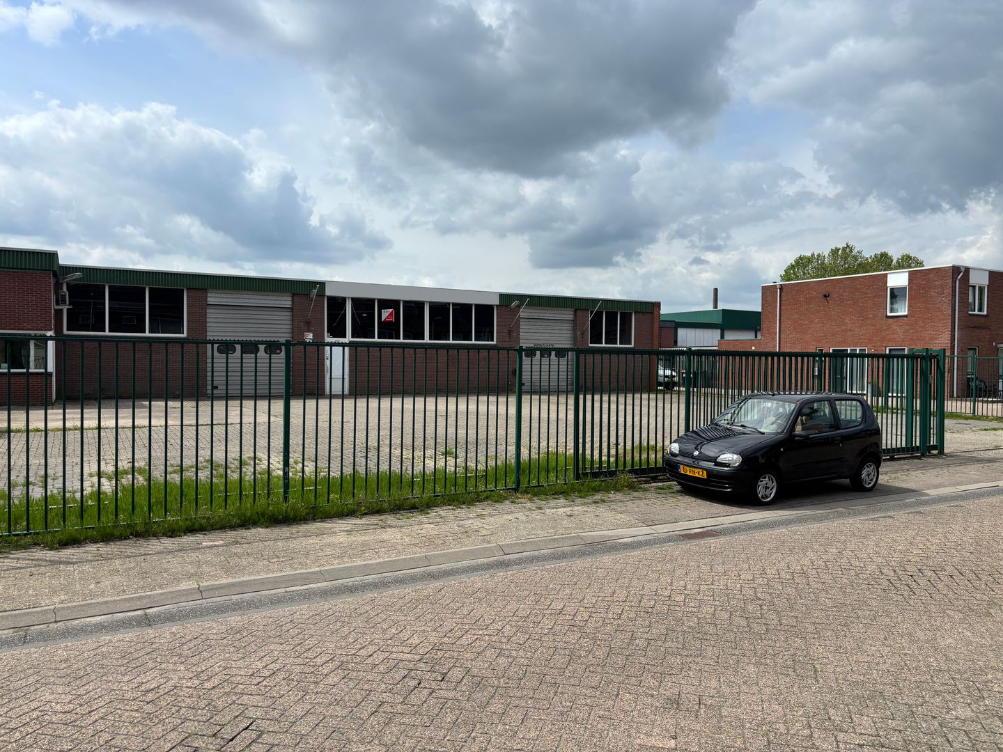 Bekijk foto 2 van Spoelsterstraat 41