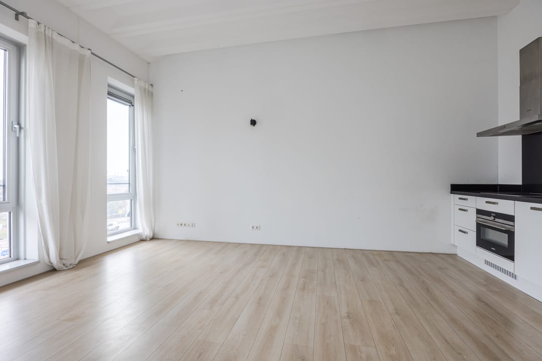 Photo 11 of Binckhorstlaan 311-F