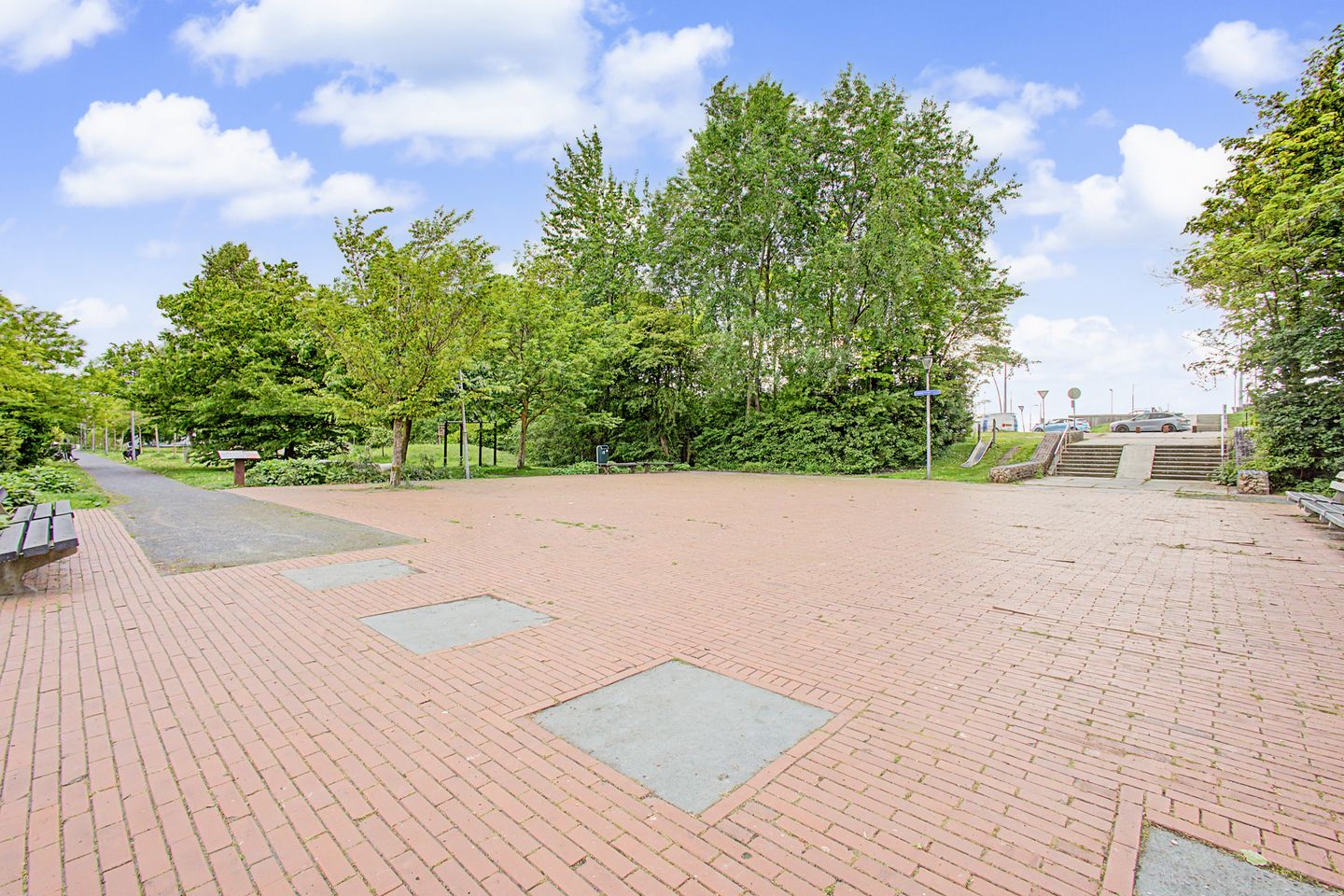 Photo 29 of Grenulaan 32