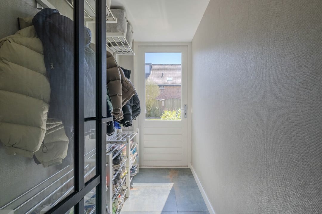 Photo 22 of van de Veldeweg 83