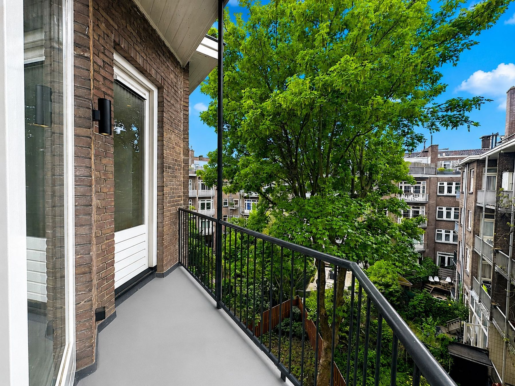 Photo 6 of Beethovenstraat 8-B