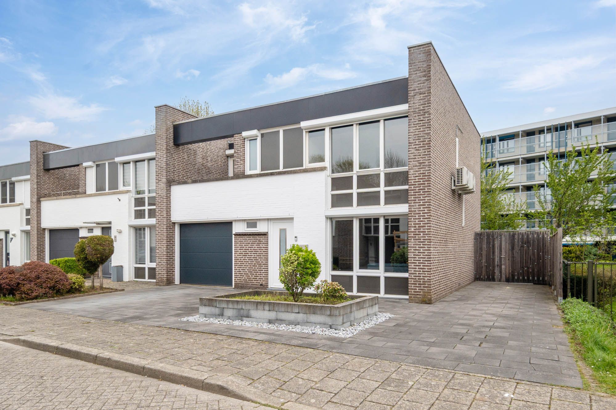 Röntgenstraat 12 