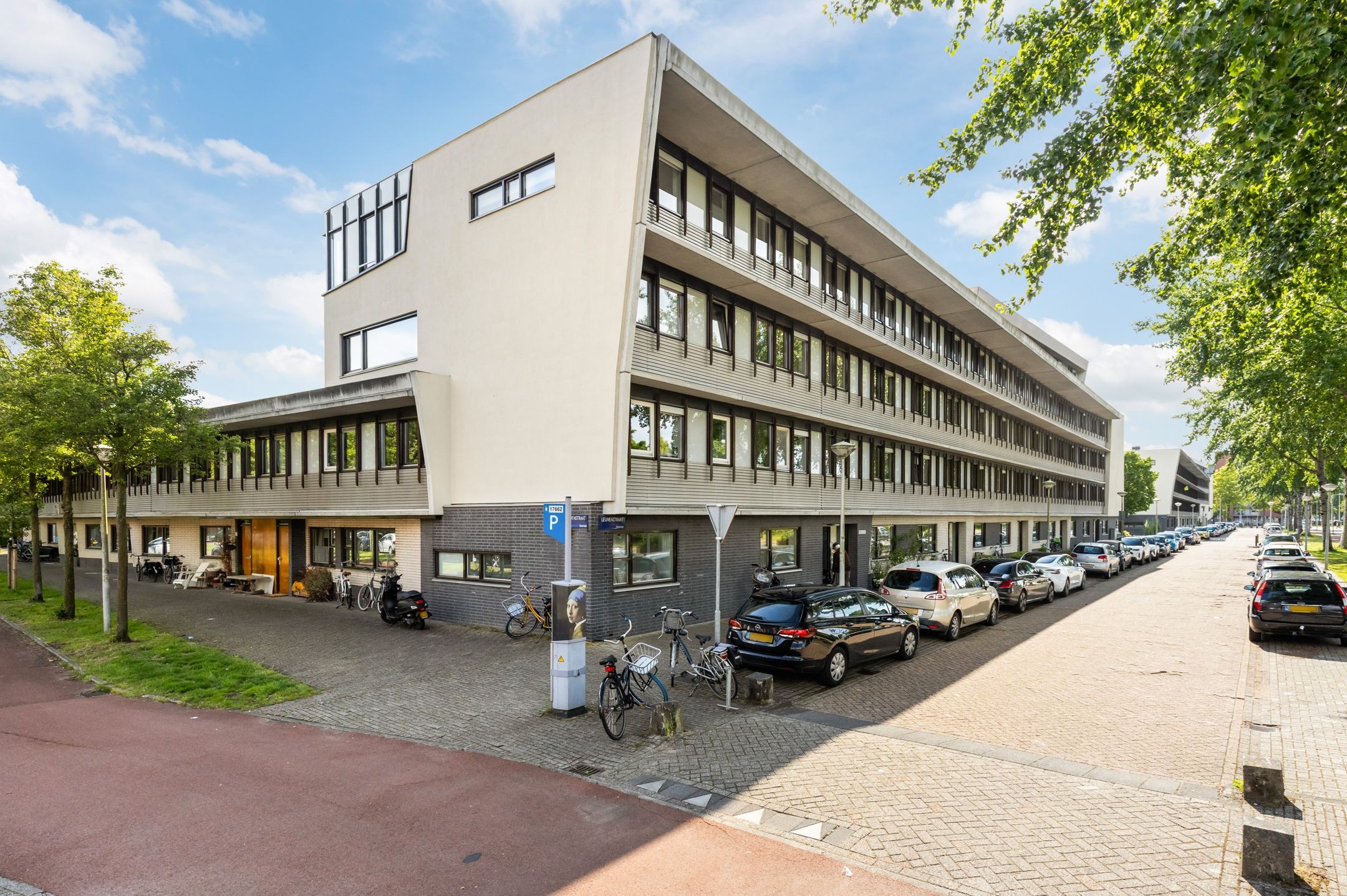 Leuvenstraat 136 
