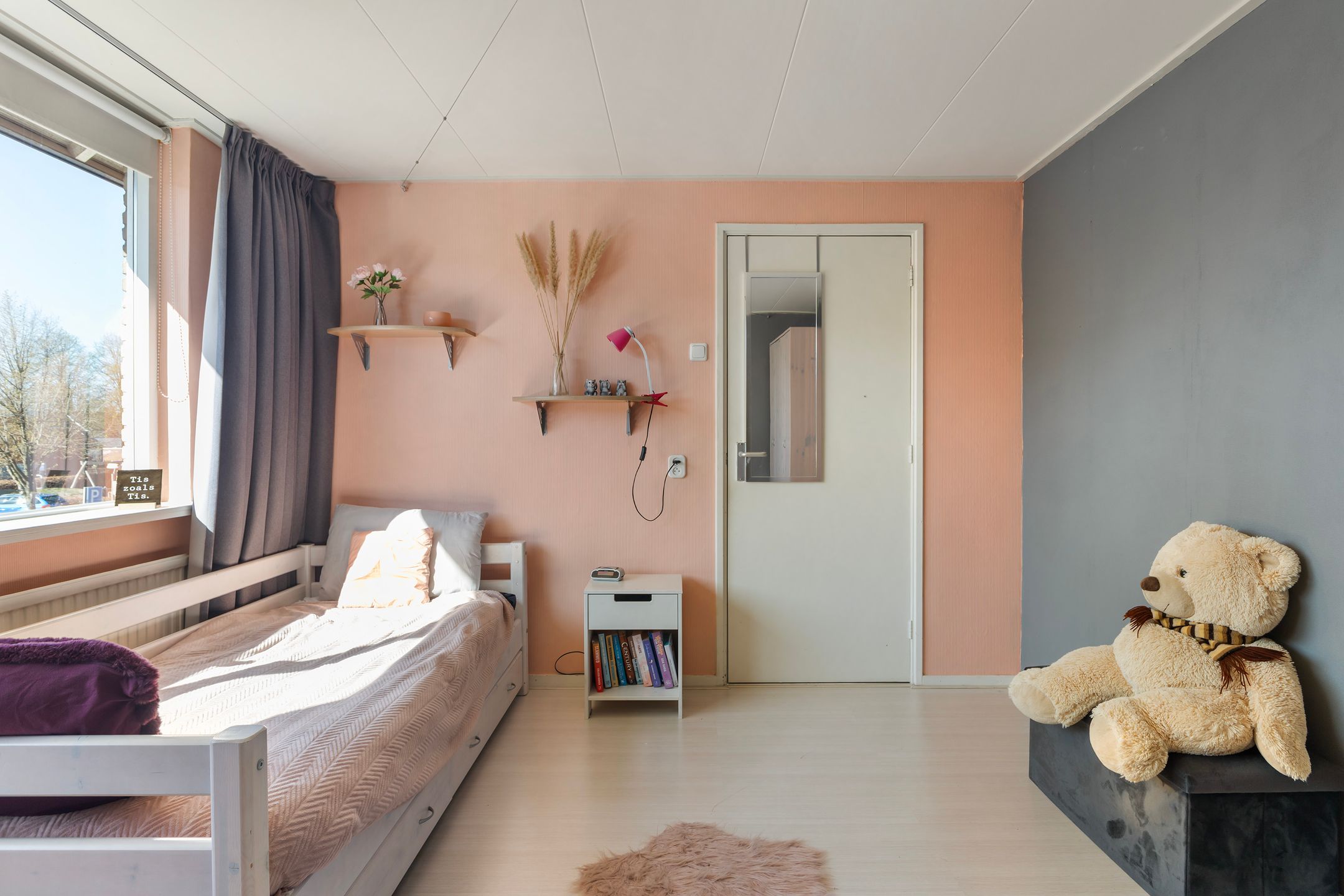 Photo 27 of Roggeblom 10