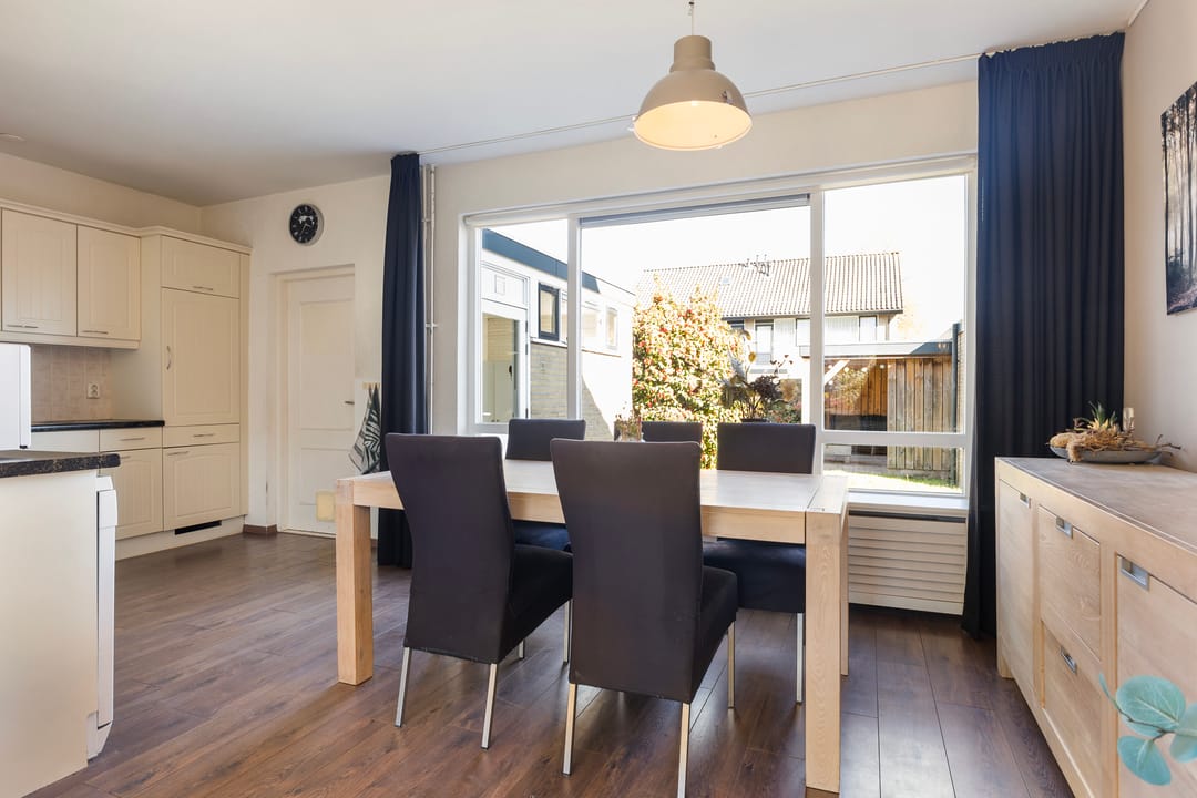 Photo 11 of Roggeblom 10