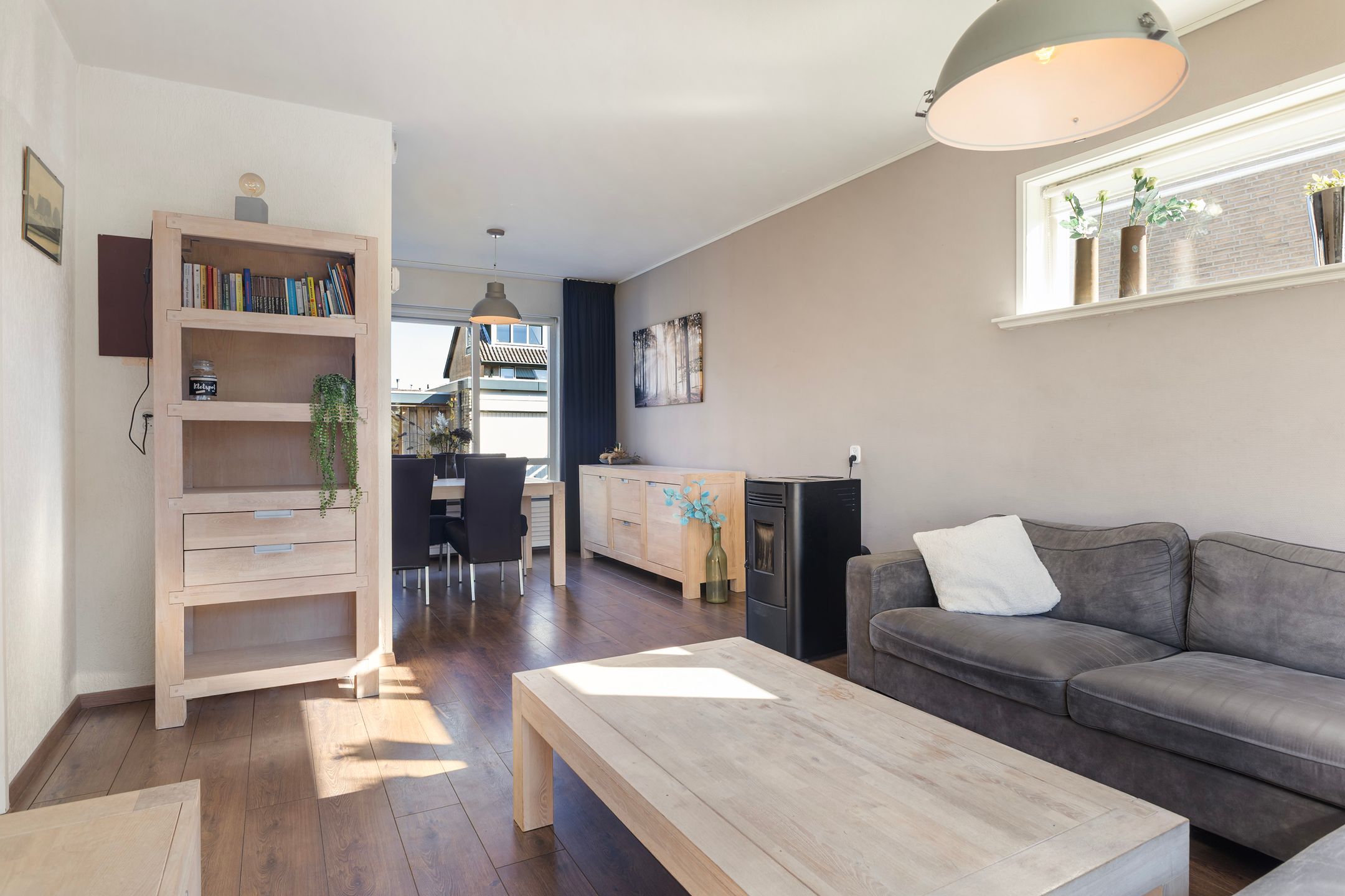 Photo 9 of Roggeblom 10