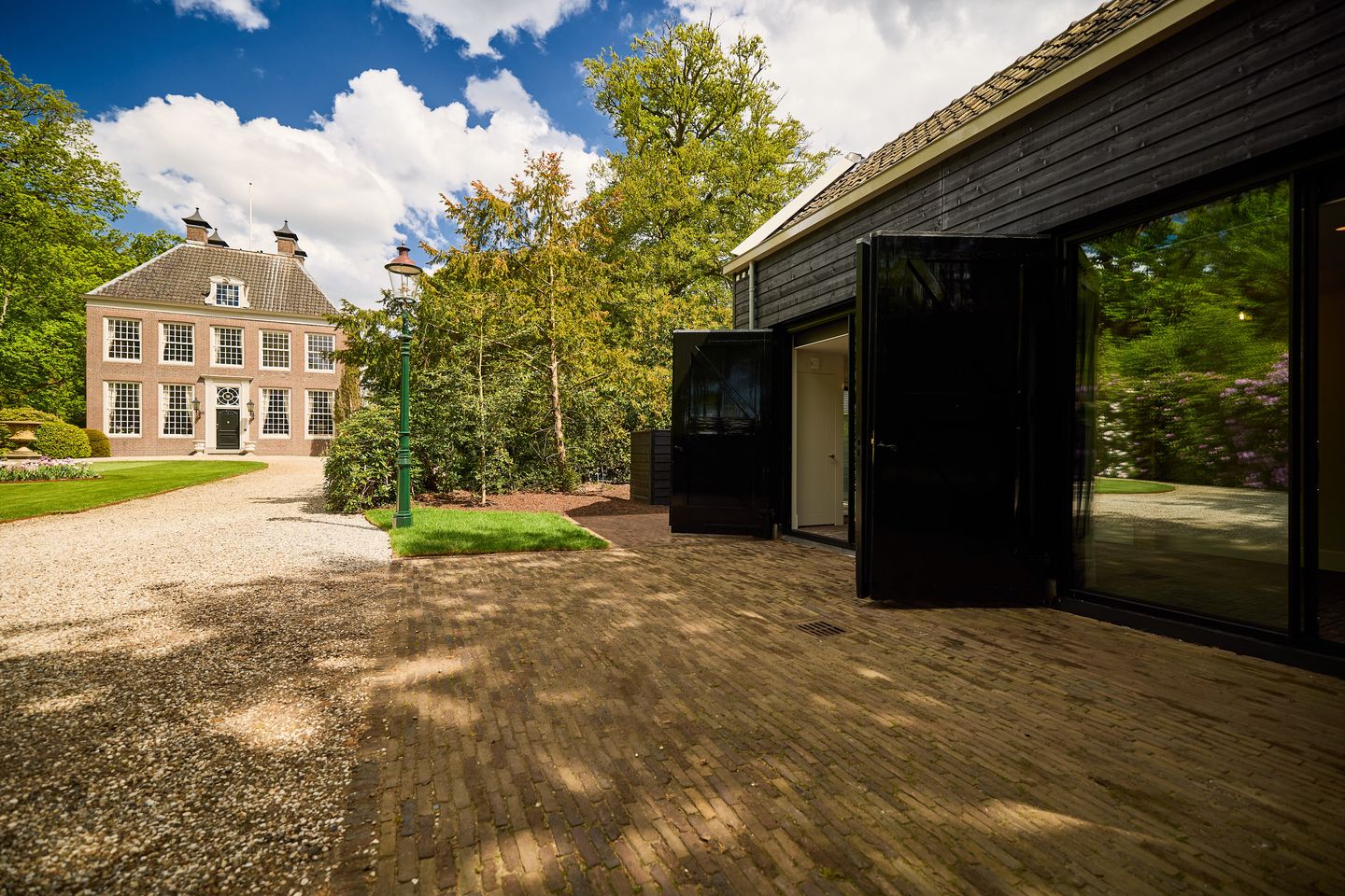 Bekijk foto 2 van Kloosterlaan 2