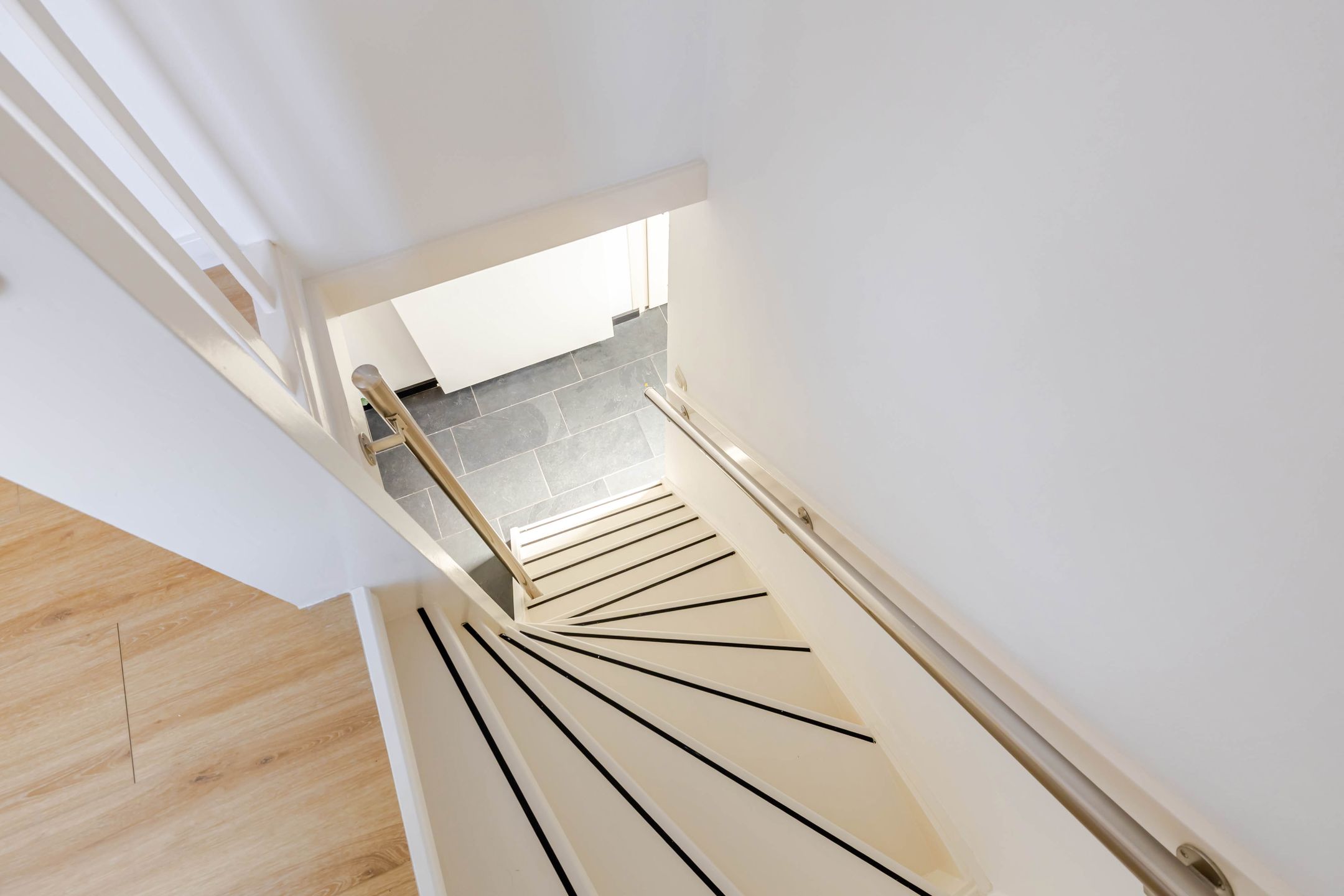 Photo 30 of Naweg 11
