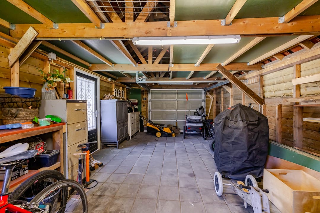 Photo 52 of Naweg 11