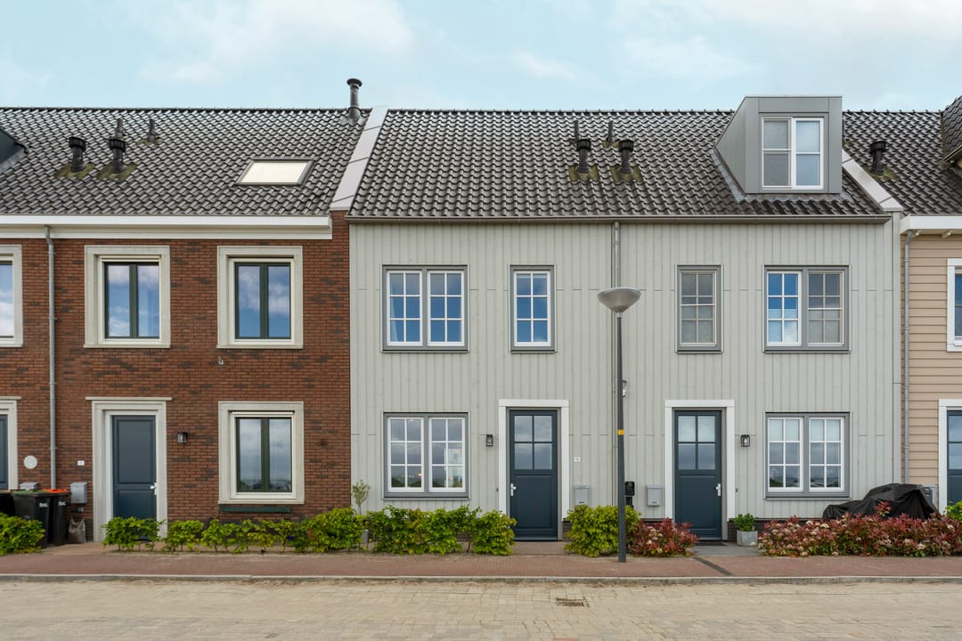Photo 1 of Vuurtoren 10