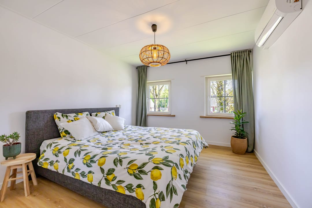 Photo 31 of Naweg 11
