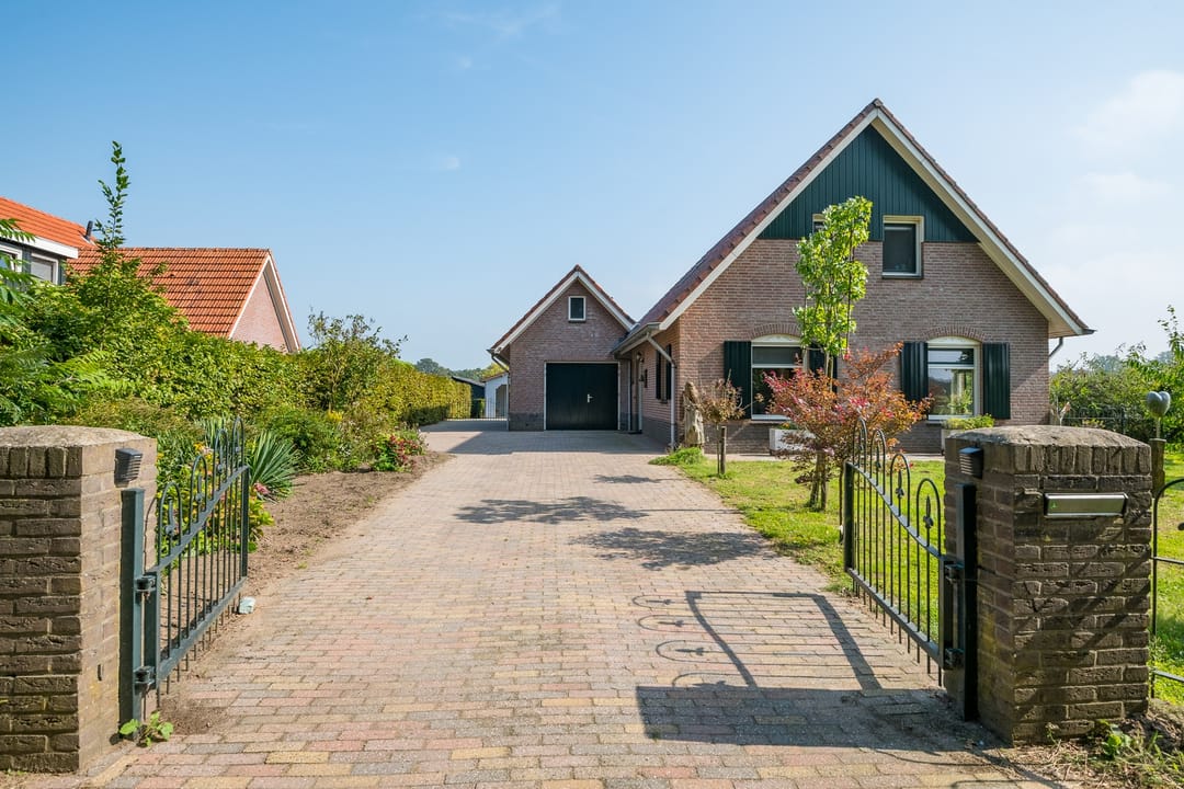 Photo 37 of Halseweg 16